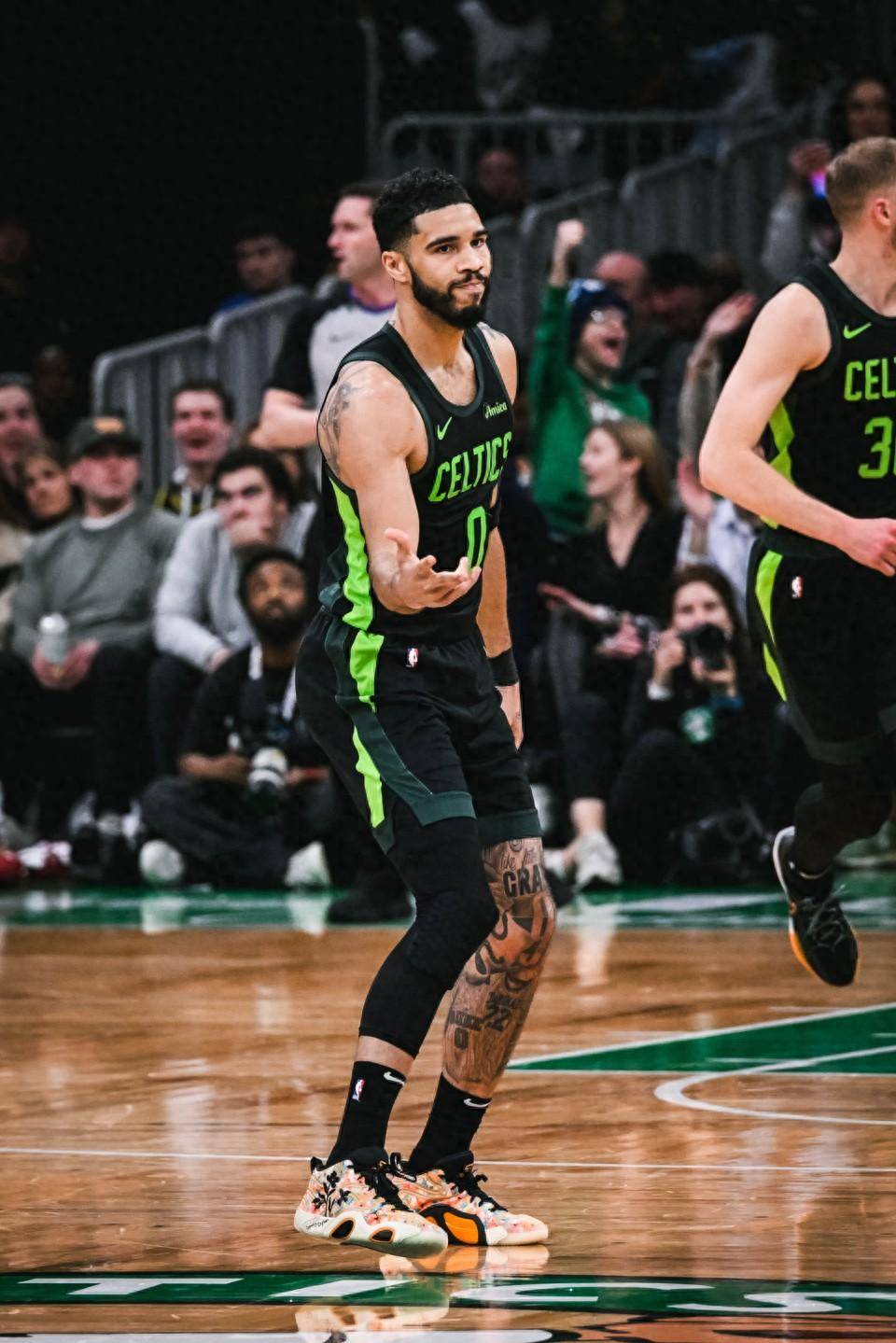 关于塔图姆赛事官方发布爆冷新规，切尔西争议不断！的信息